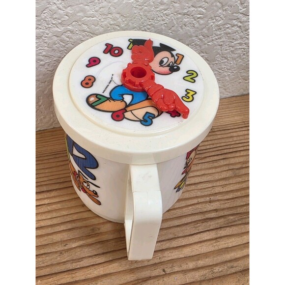 Vintage Walt Disney Mickey Mouse & Friends Plastic Cup w Clock Lid Superseal - Picture 12 of 15